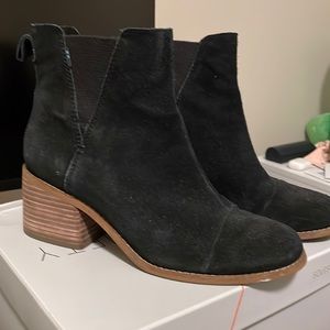 Black booties from Toms